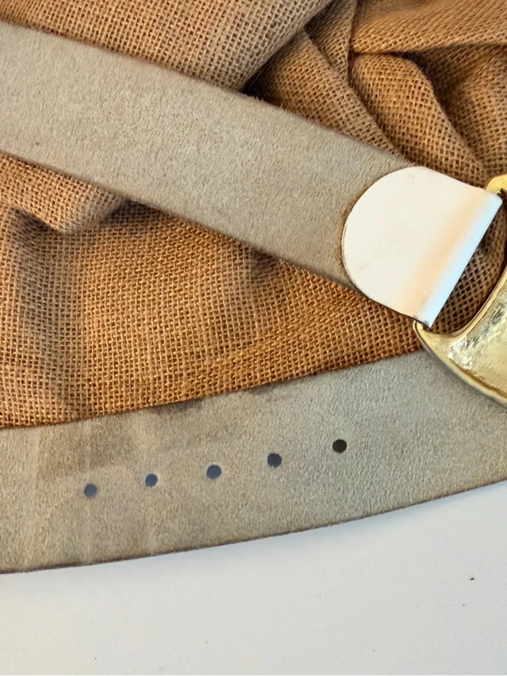 Vintage 80s Calderon USA Made White Leather  Belt Gold Buckle Size M GUC Blues